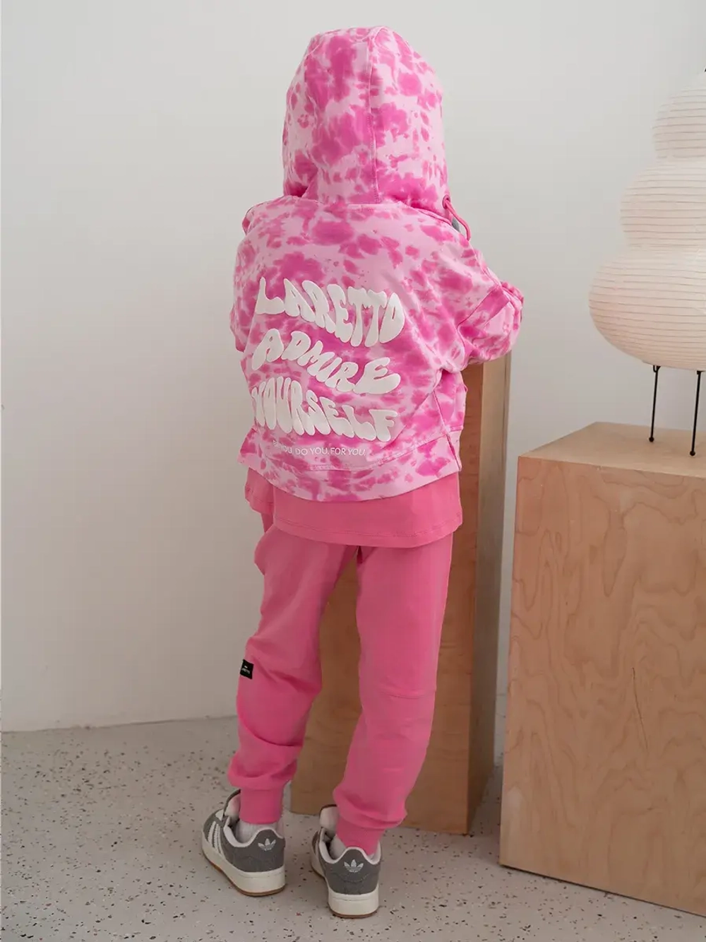 Спортивный костюм для девочки в школу