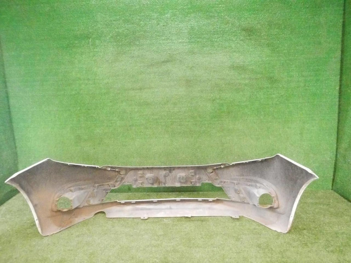 Бампер передний Lada Granta (2018-н.в.)