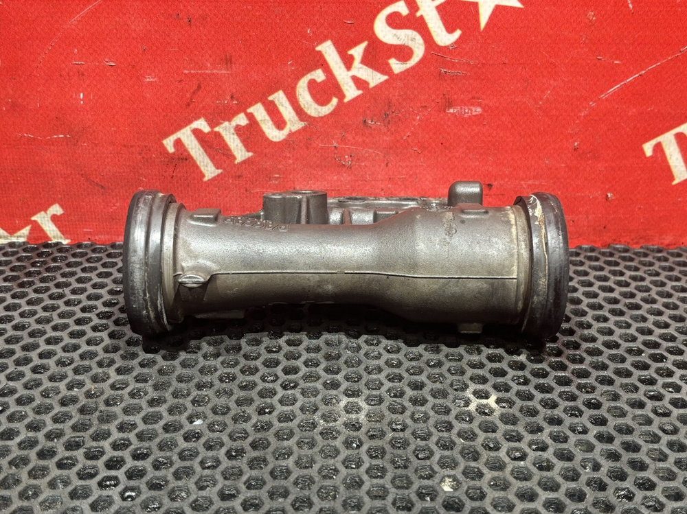 Патрубок клапана EGR 2019 г.