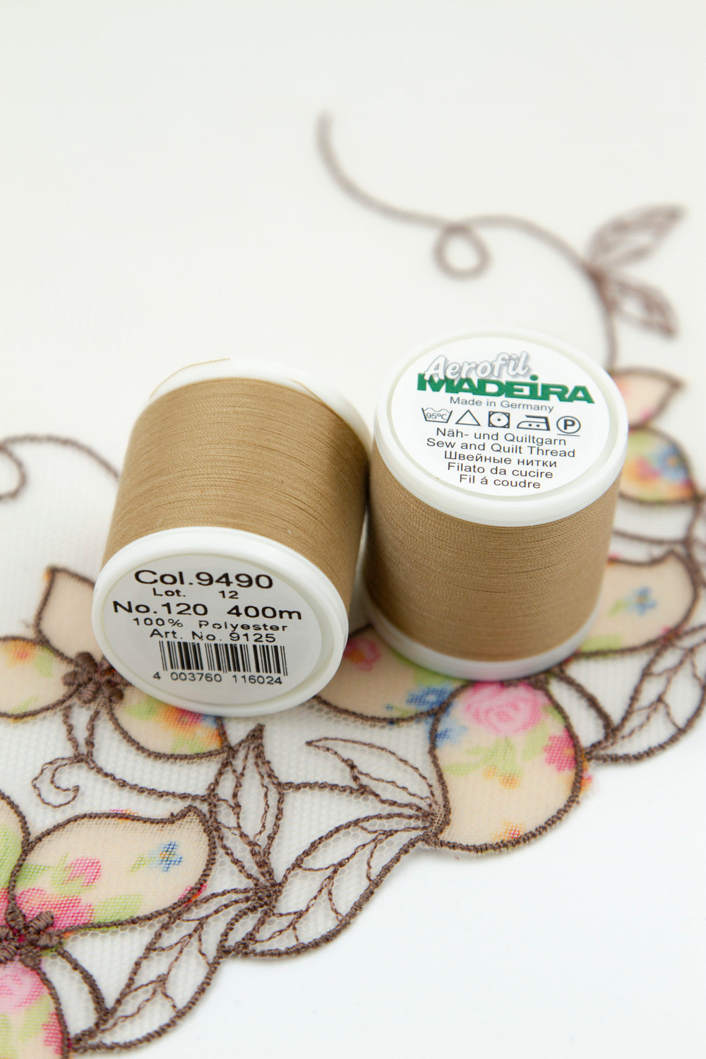 Нитки швейные Madeira aerofil №120 Col. 9490 загорелый телесный (100, 400, 1000, 2500 м)