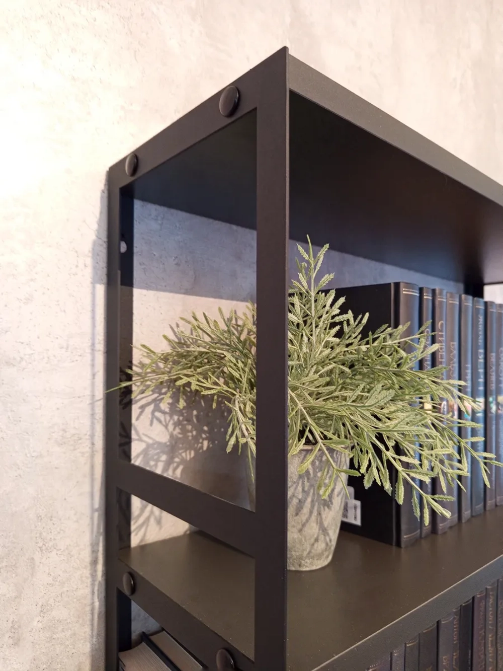 Полка настенная книжная тройная лофт Графит