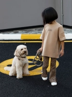 Костюм для девочки в сад