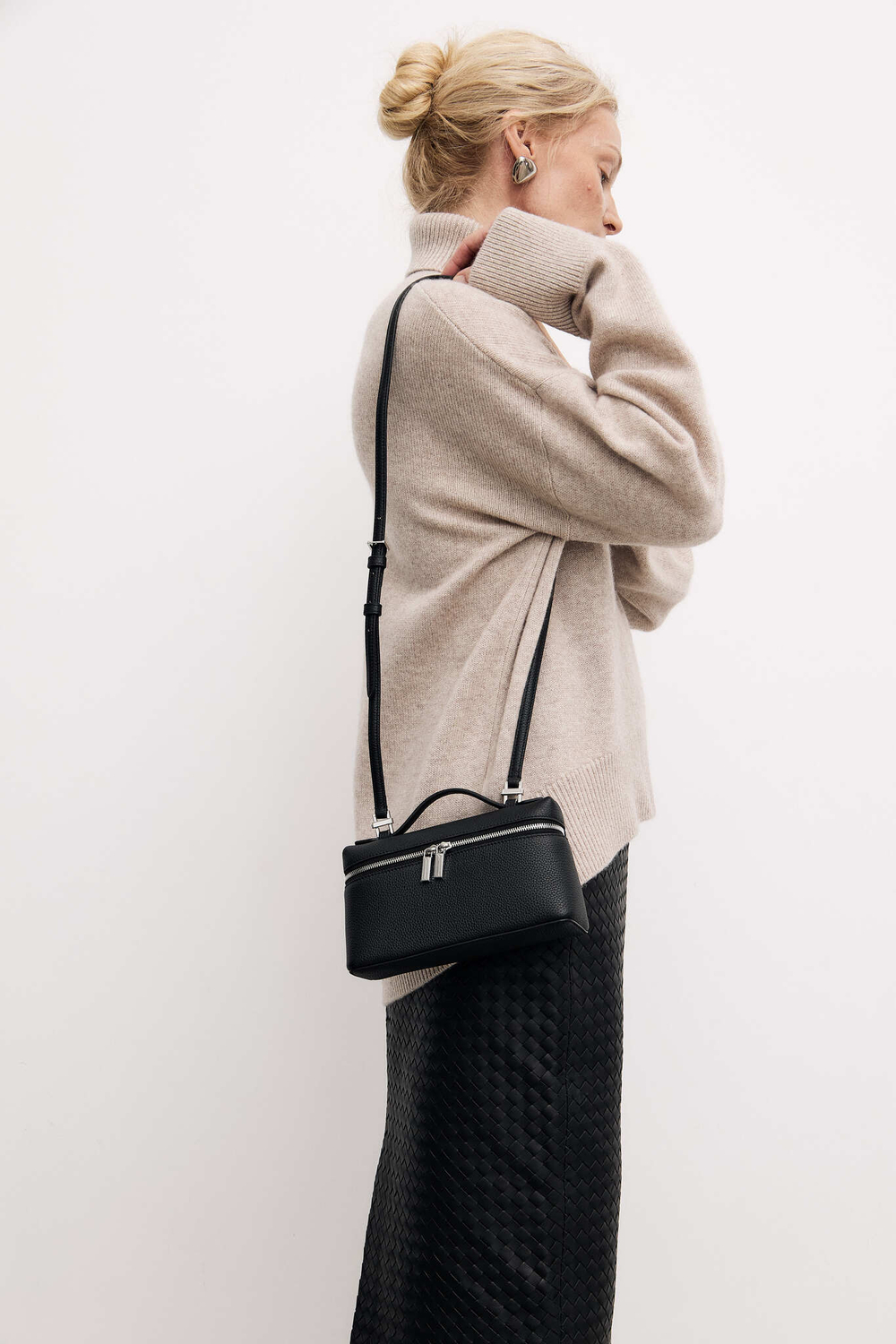 Сумка TRIUMPH S NEW цвета черного янтаря