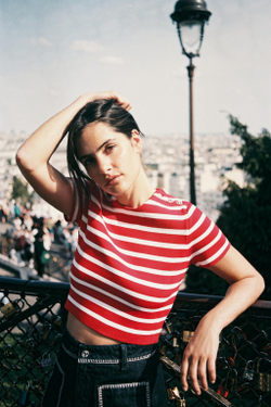 ZARA ТРИКОТАЖНЫЙ ТОП В ПОЛОСКУ С КОРОТКИМИ РУКАВАМИ, ПОЛОСКИ