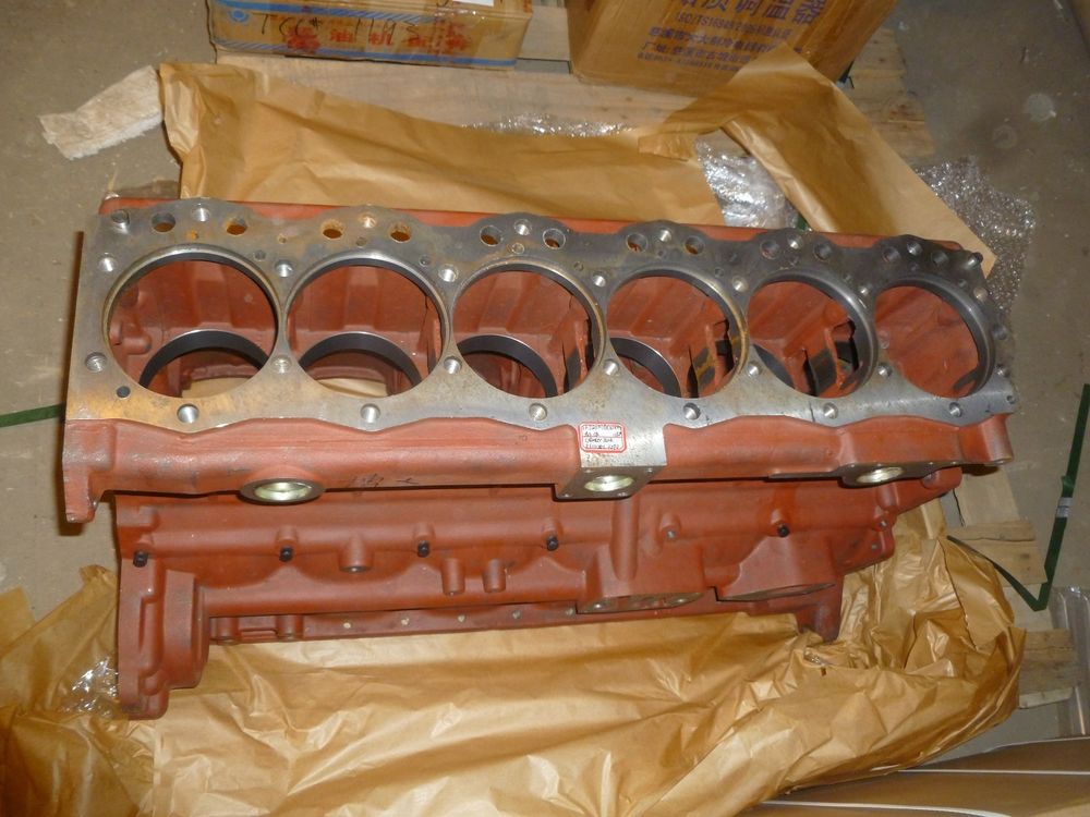 Блок цилиндров двигателя Ricardo R6110ZLDS; TDK 170 6LT/Cylinder Block