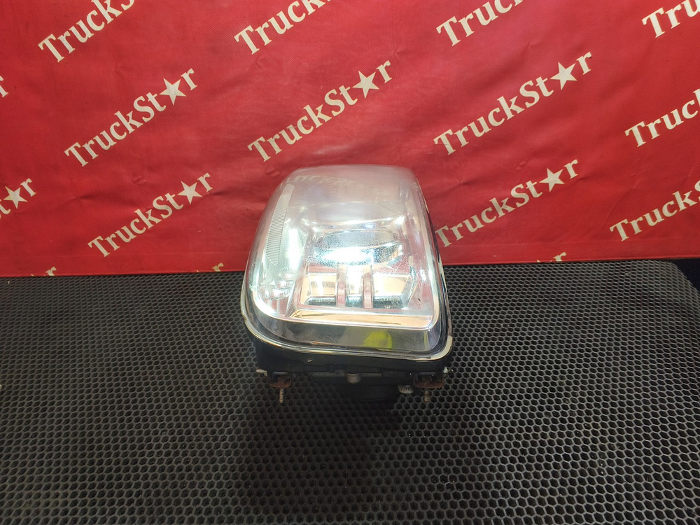 Фара правая 2018г.