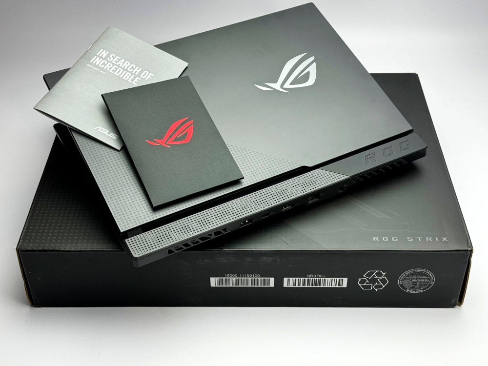 Игровой ноутбук Asus Rog Strix Ryzen9 5900HX/16GB(RAM)/1TB(SSD)/RTX3070(8GB)/15.6/300HZ/IPS/FHD/Win11