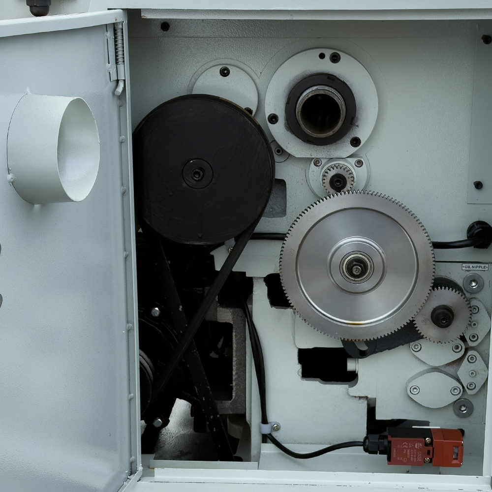 PROMA SPZ-1000 универсальный токарный станок с УЦИ