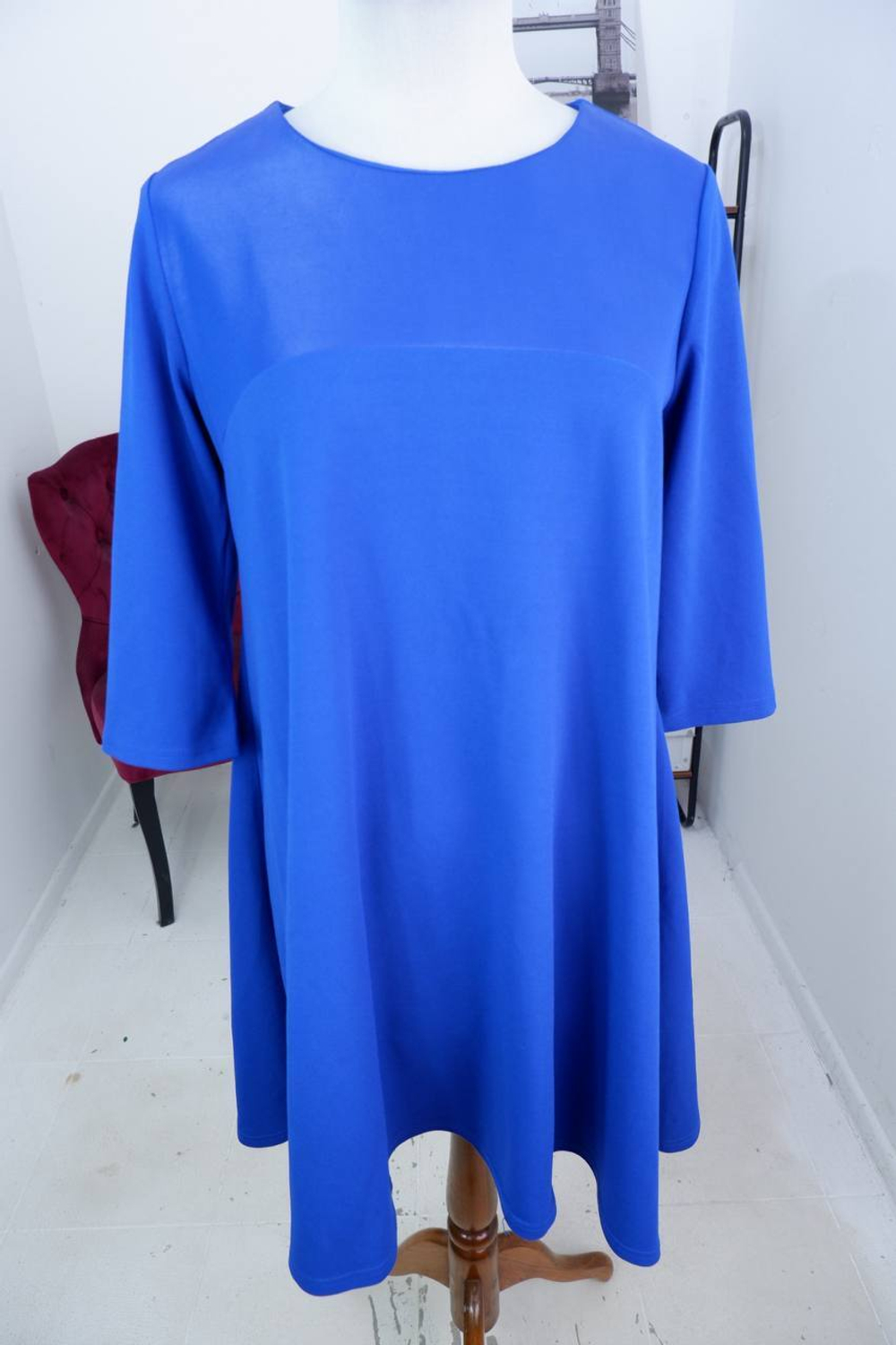 Платье красивого цвета, визуально на 50/52 размер