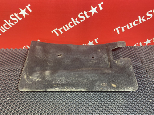 Шумоизоляция двигателя нижняя левая