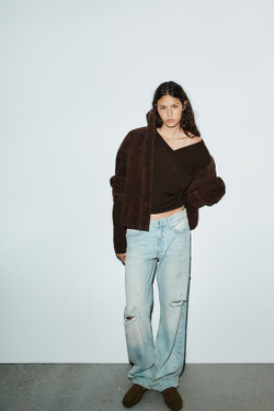 ZARA УКОРОЧЕННЫЕ ПРЯМЫЕ ДЖИНСЫ TRF СО СРЕДНЕЙ ПОСАДКОЙ, ГОЛУБОЙ