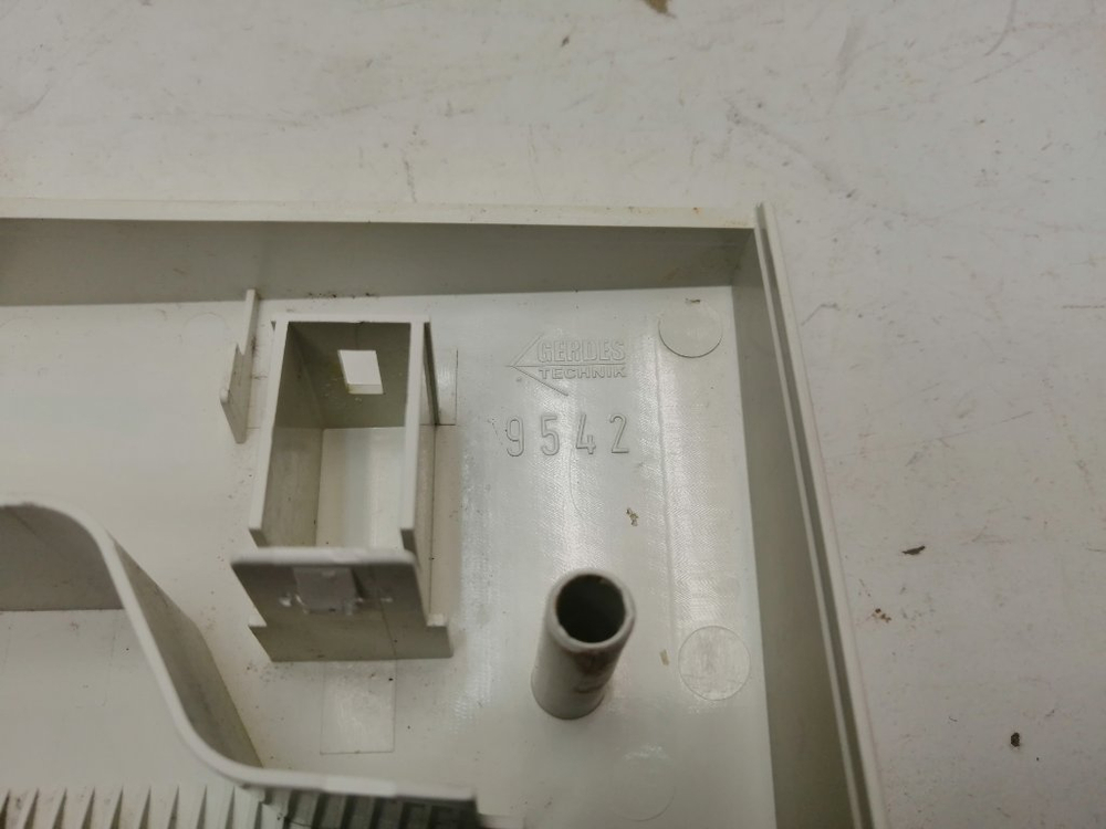 S1WTF3003A кт107 Крышка дозатора порошка для стиральной машины Siemens S1WTF3003A б/у