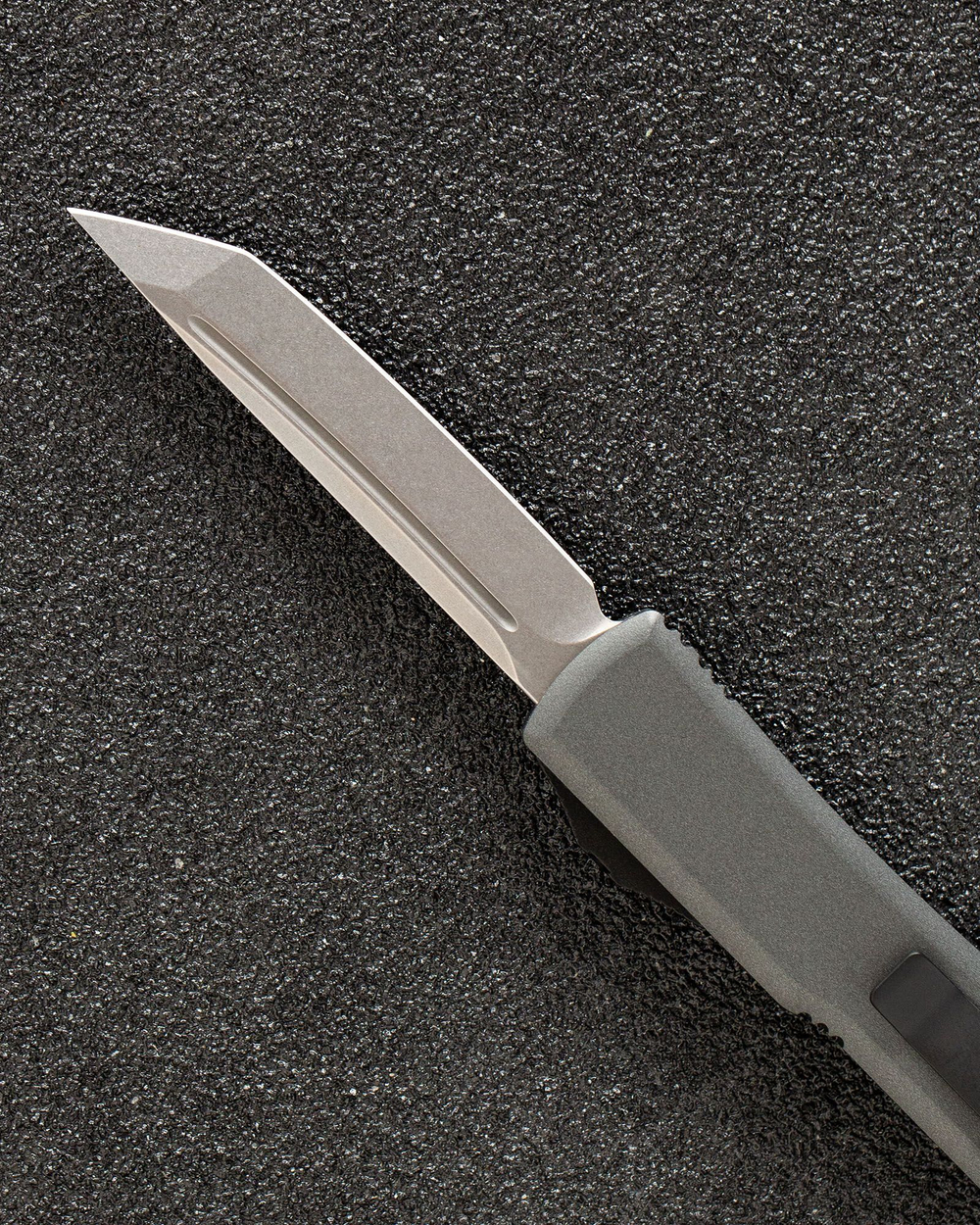 Автоматический складной нож SteelBro Ultratech T/E Tanto Cerakote Carbon Grey VG-10 123-10CBGYCS (серый-металик)