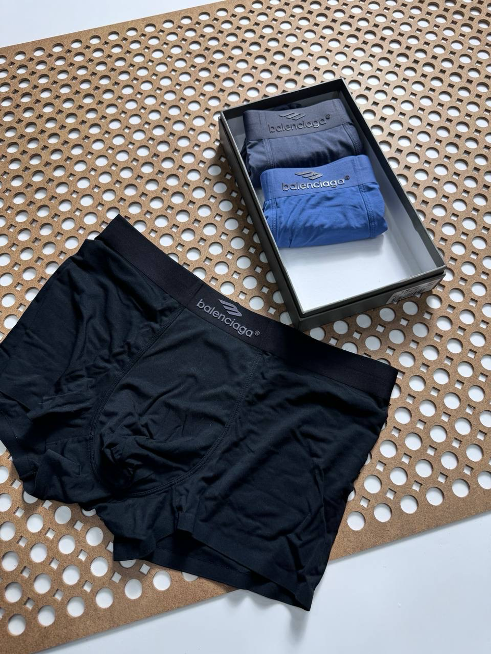 Боксеры Balenciaga
