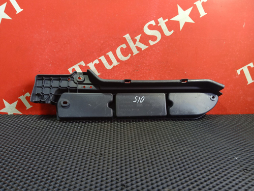 Бардачок правый