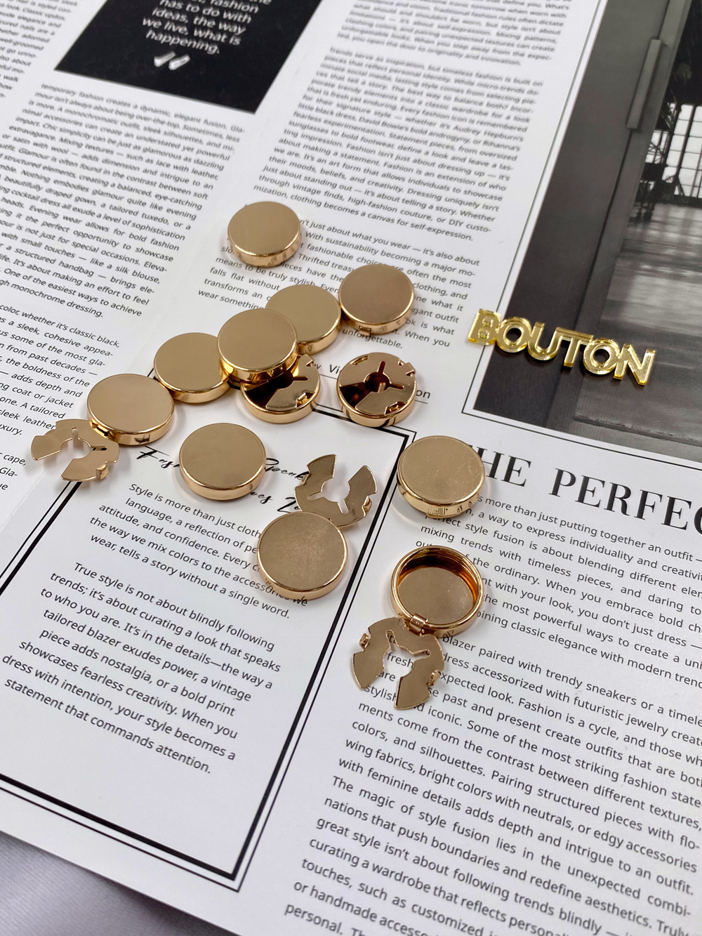 Накладка на пуговицу золотистая "Плоская"