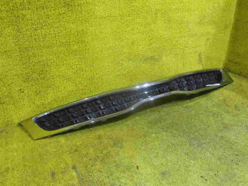 Решетка радиатора KIA Rio 4 X-Line (2017-2020)