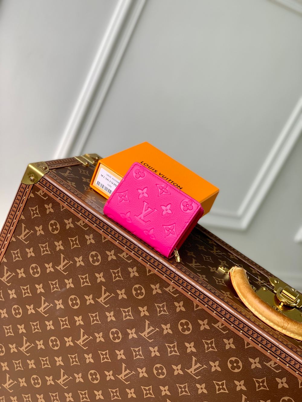 Louis Vuitton Clea Wallet