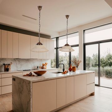 Подвесная люстра La Lampada LAMP.664/1.40