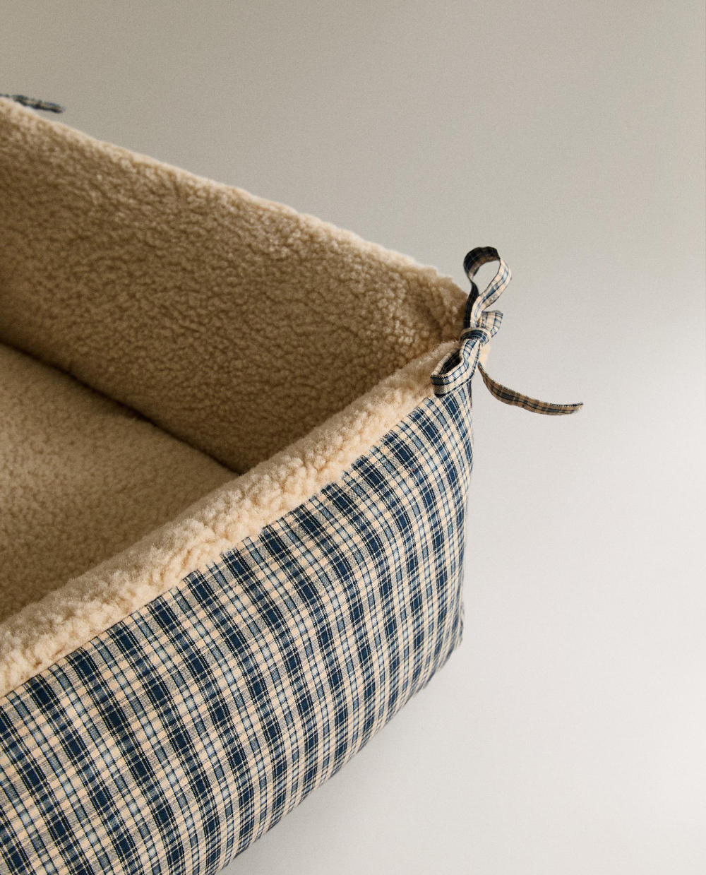 Лежак для животных Zara Home, в клетку гингем, 17 40 45 см