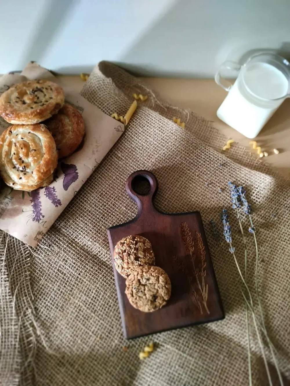 Доска разделочная из дерева сервировочная