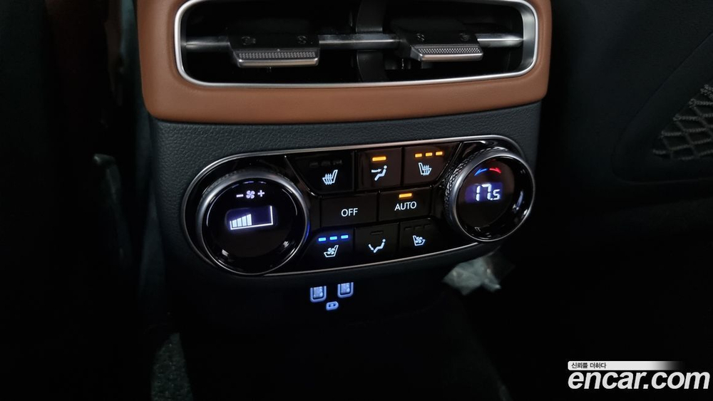 Genesis GV70 2.5T Бензин AWD (05.2022)