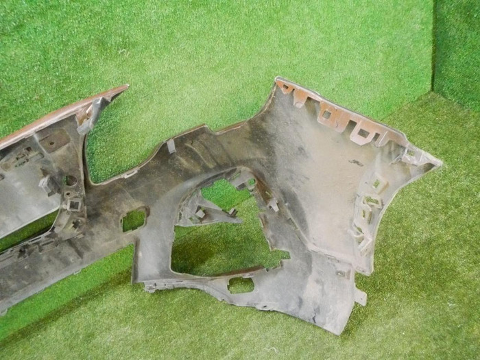 Бампер передний Peugeot 3008 2 (2016-2020)