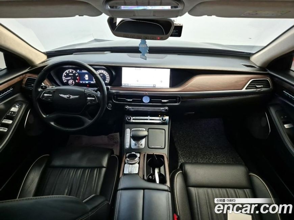Genesis G90 5.0 AWD (07.2021)