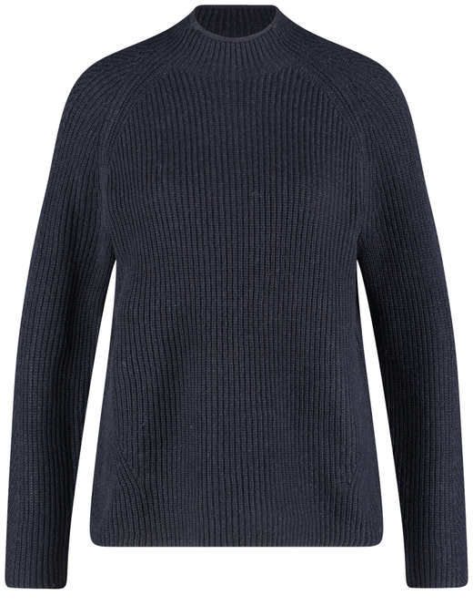 Свитер с шерстью