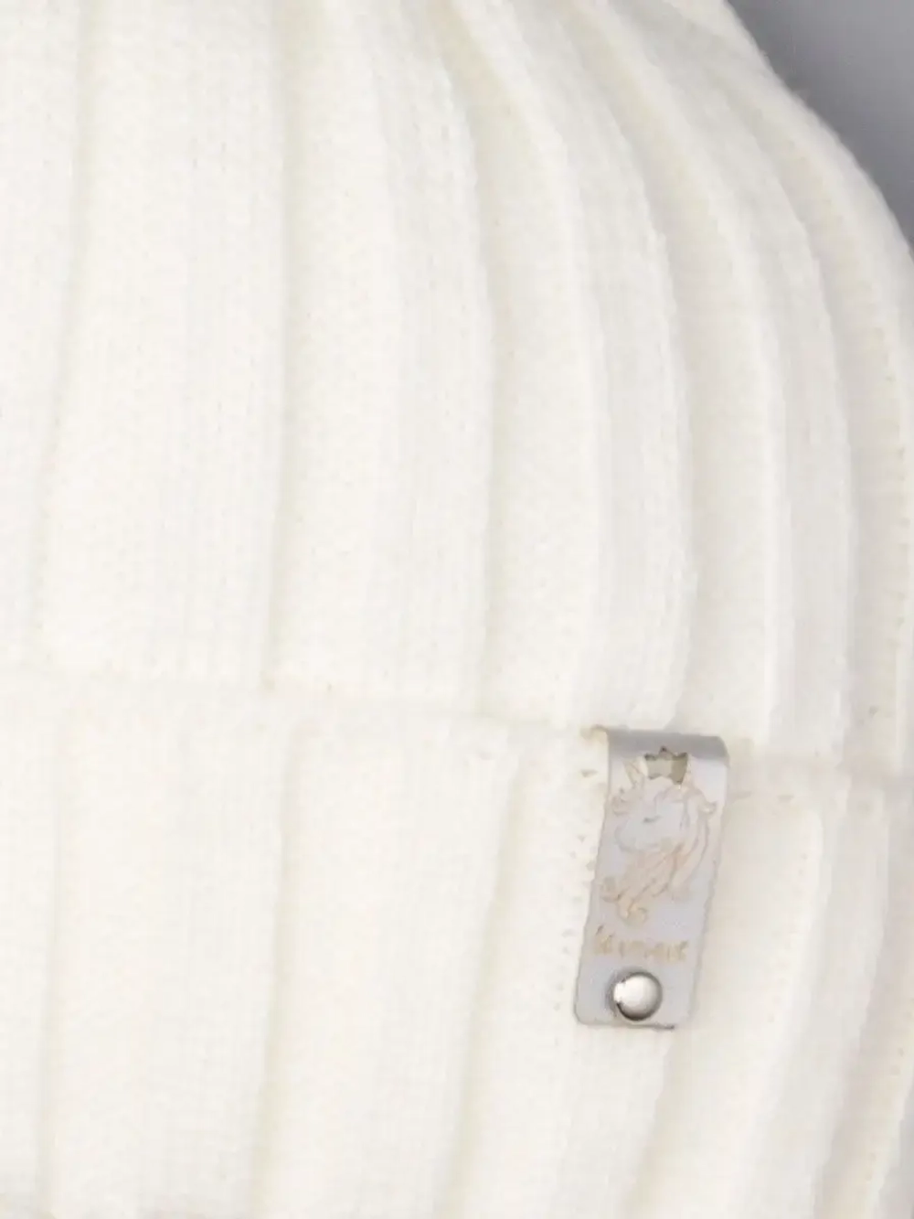 Шапка для девочки осенняя вязаная на завязках