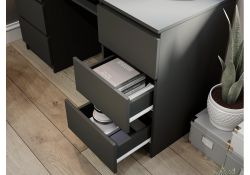 Письменный стол Мадера СМП2.6 ЛДСП 135х50х77 графит новый