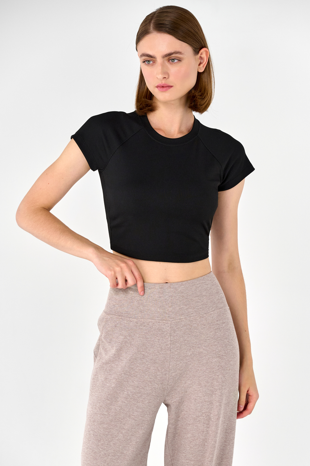 Брюки хлопковые широкие с манжетами с карманами