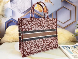 Christian Dior Book Tote 42 cm