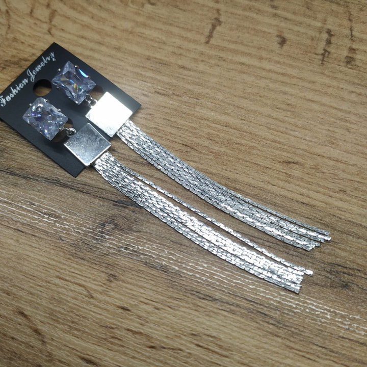 Серьги англ.заст. Bogema кристалл прямоугольник пластина квадрат цепочки жгутики металл серебристый