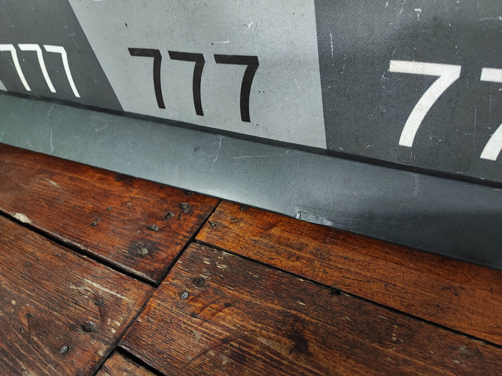 Накладка двери передней правой Kia Rio 4 X-Line 17-нв Б/У Оригинал 87714H0500