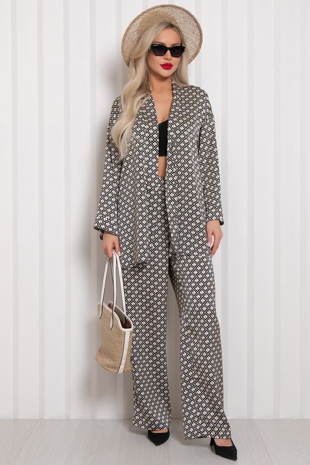 Костюм брючный Армани  (черно-бежевый) К11-84/6 Nikol