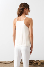 22997 Топ женский (молочный)