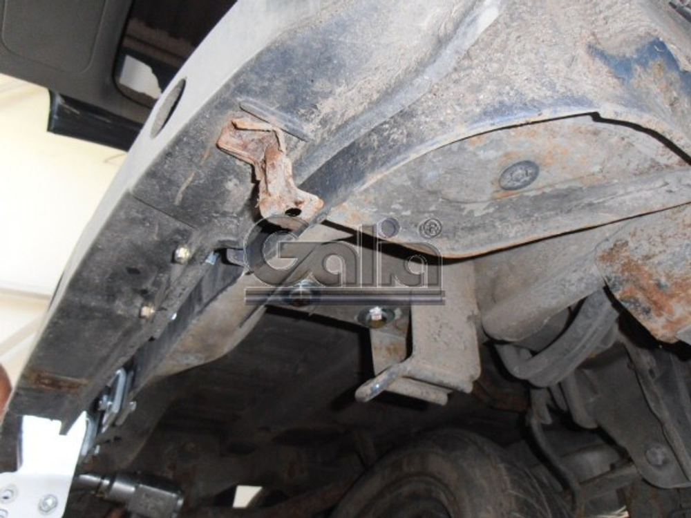 Фаркоп оцинкованный Galia K018A для Kia Carnival 1999-2006(паспорт и сертификат в комплекте)(без электрики)