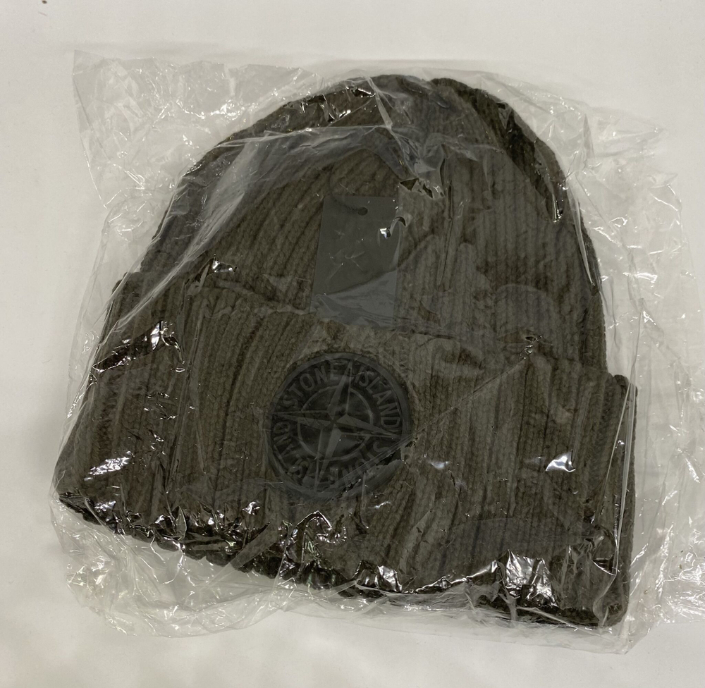 Шапка stone island