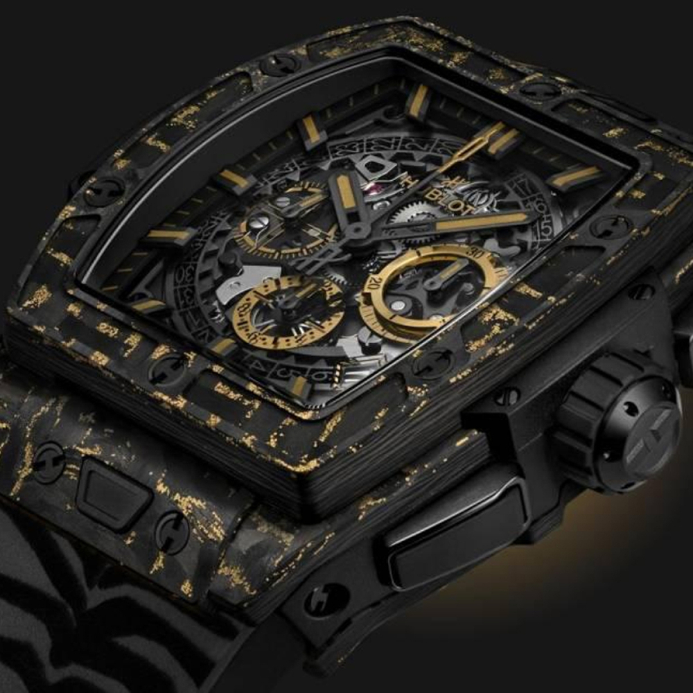 Часы HUBLOT BIG BANG 100 42mm 42mm 18K, 642.QX.0113.RX.TIG22