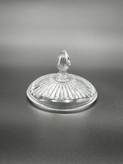 Сахарница из стекла с крышкой