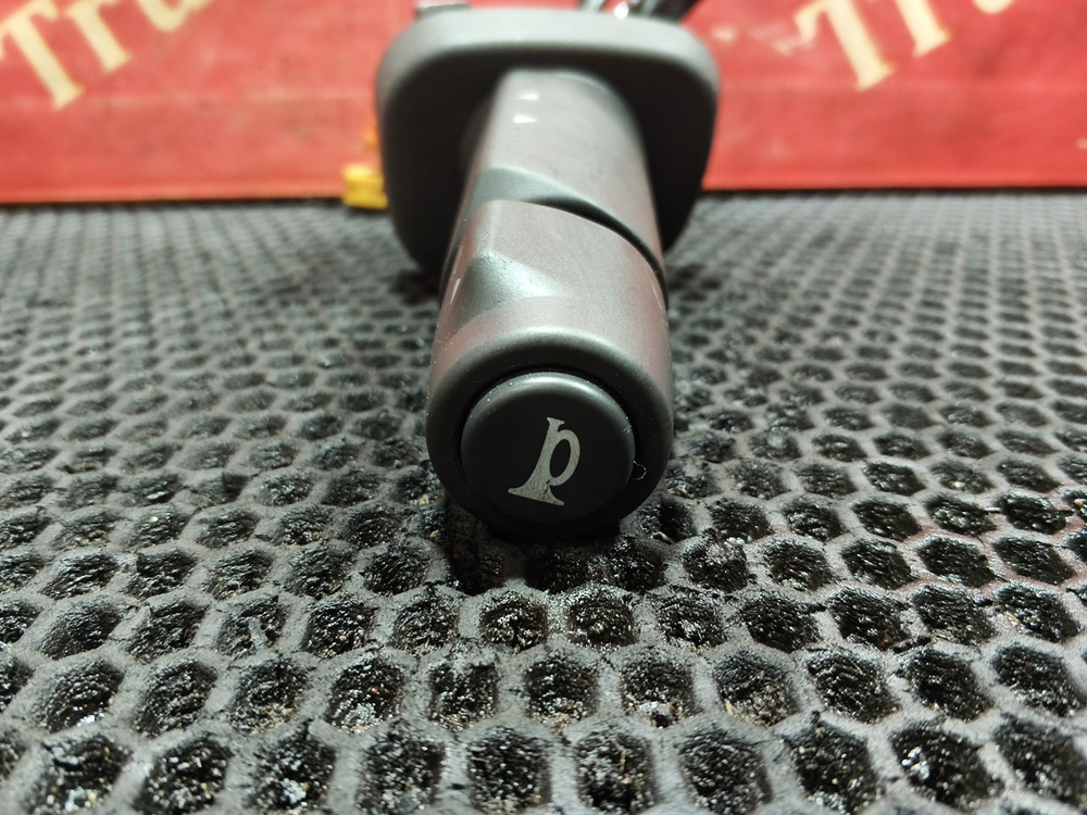 Переключатель подрулевой левый 2023г.