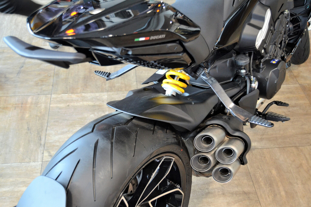 Мотоцикл Ducati Diavel V4 (2025)