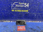 Ручка двери передней правой салонная NISSAN R'NESSA 2000