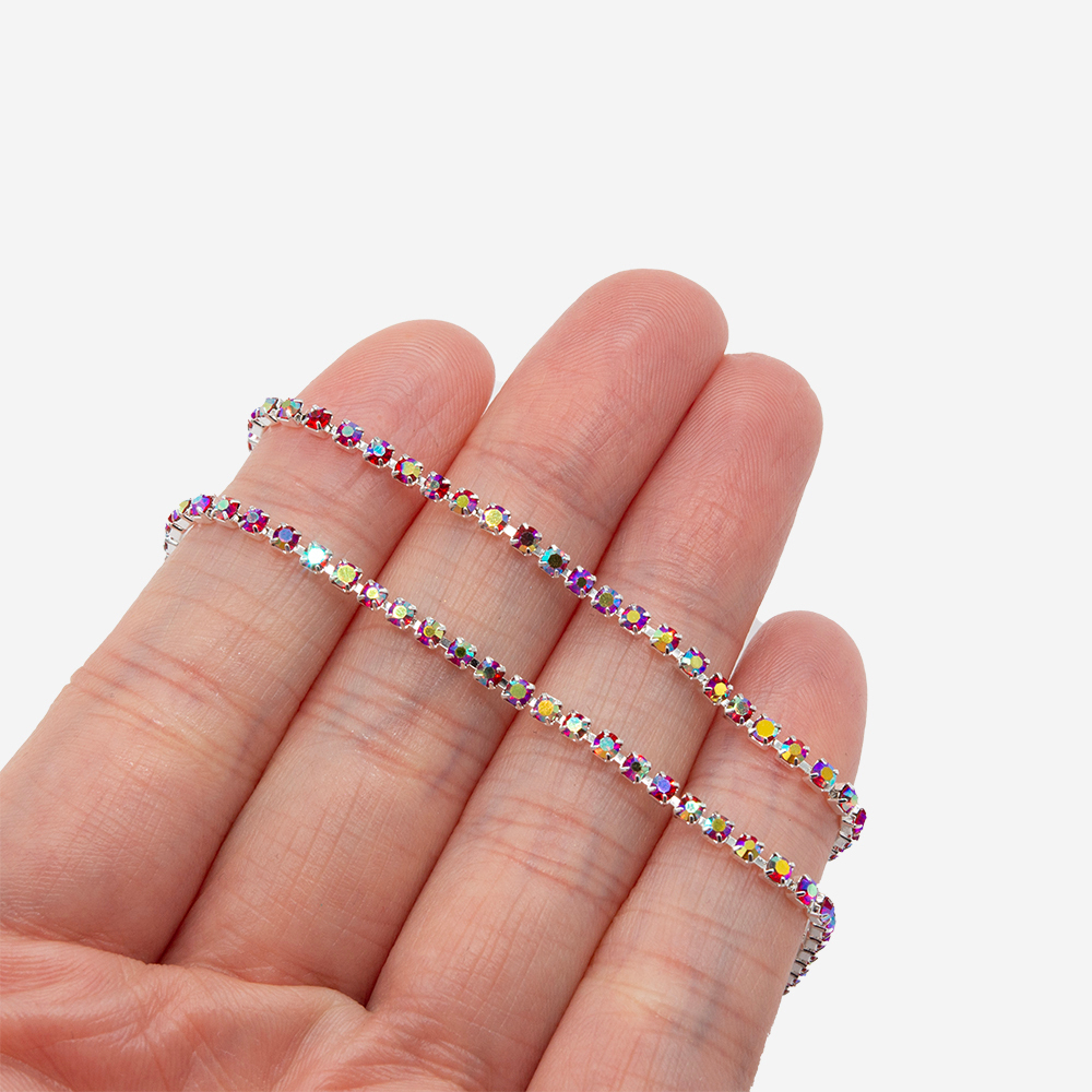 Стразовая цепь дуохромная, 2мм, красный кристалл с желтым напылением в серебристых цапах