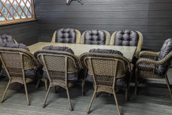 Обеденная группа из искусственного ротанга Кросс Мэдисон на 8 персон с подушками на сиденье и спинку