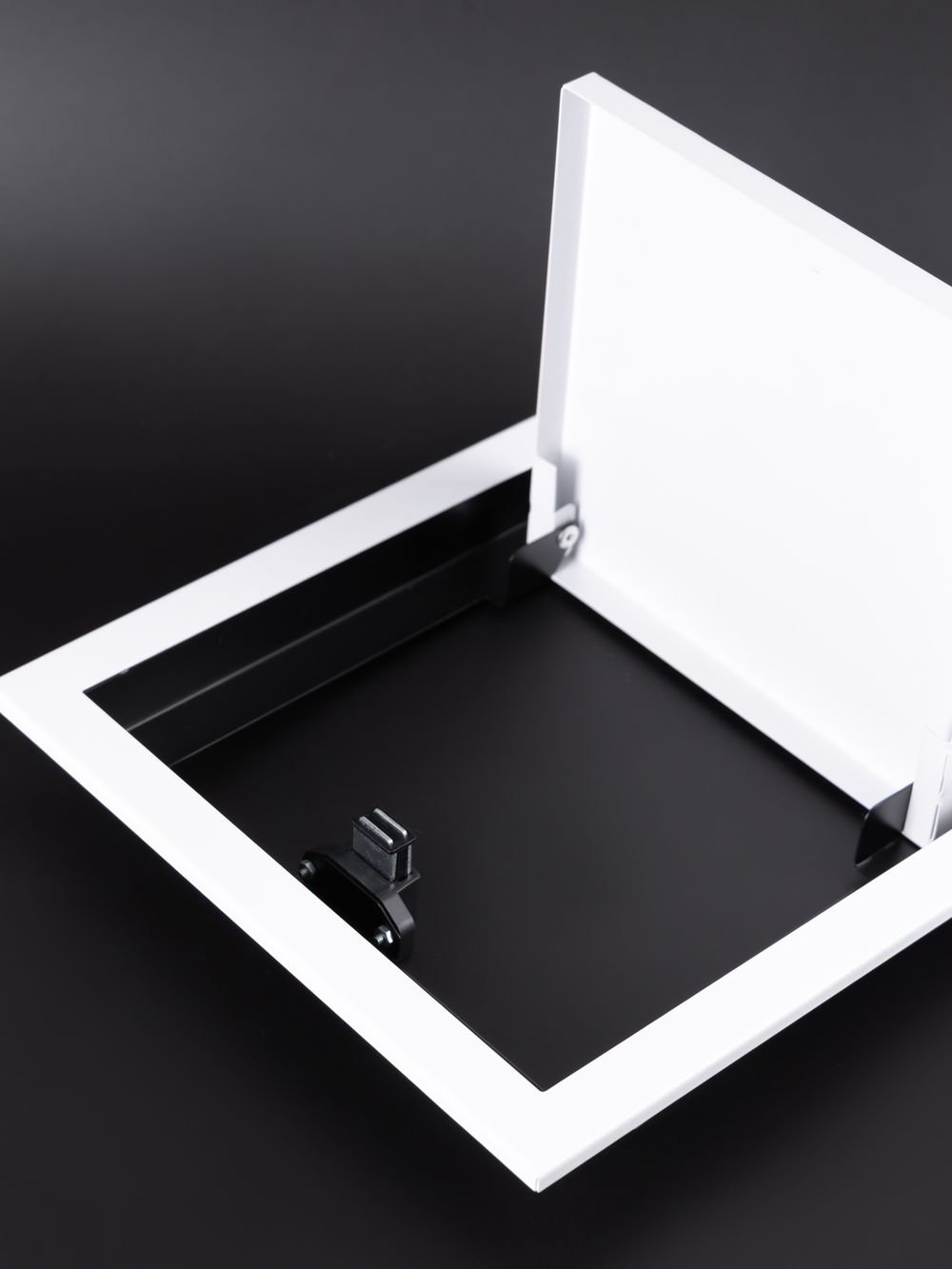 Люк Ревизионный 200х200 Черно-Белый