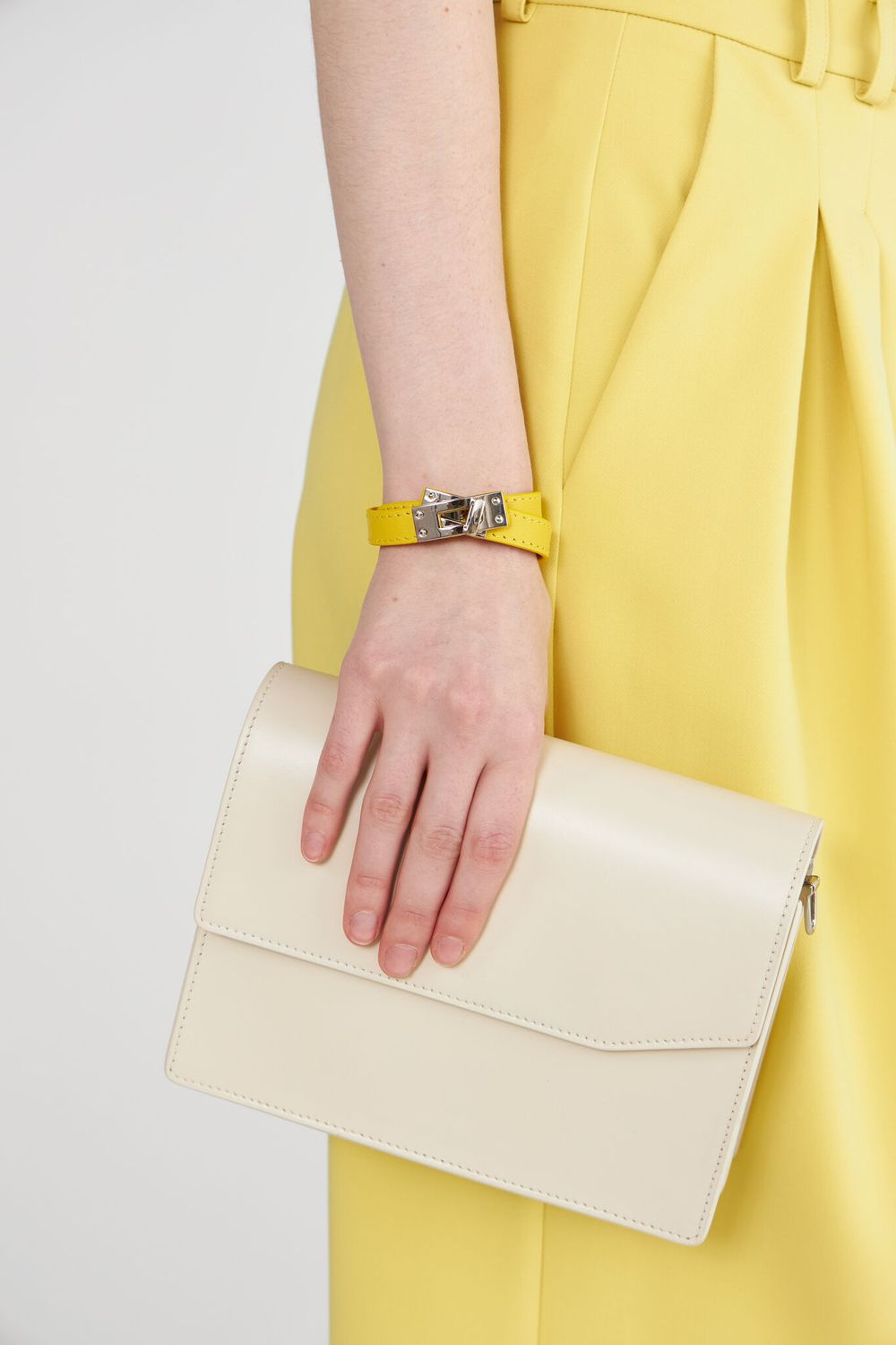 MISTRESS БРАСЛЕТ 13 TAXI