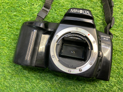 Minolta Dynax 3xi + Minolta AF Zoom xi 28-80mm