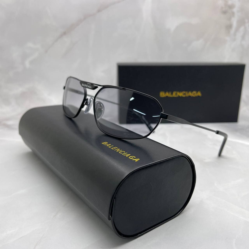 Солнцезащитные очки Balenciaga